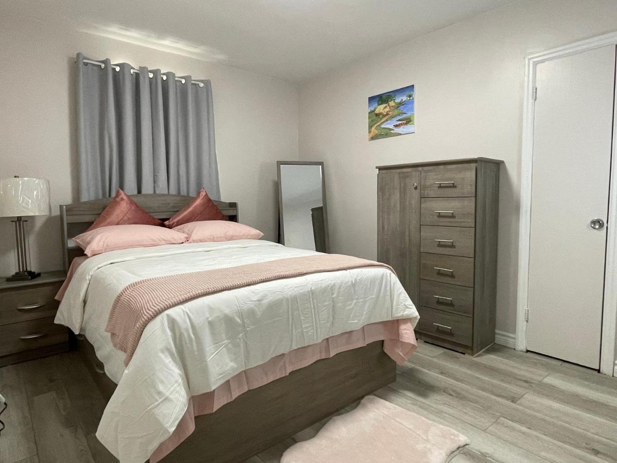 Luxurious Cozy House In Bluffs With Lake View Villa Toronto Esterno foto