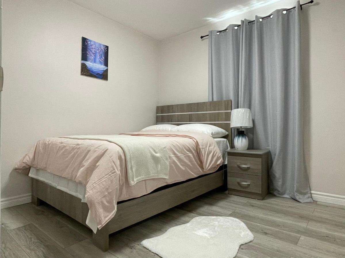 Luxurious Cozy House In Bluffs With Lake View Villa Toronto Esterno foto