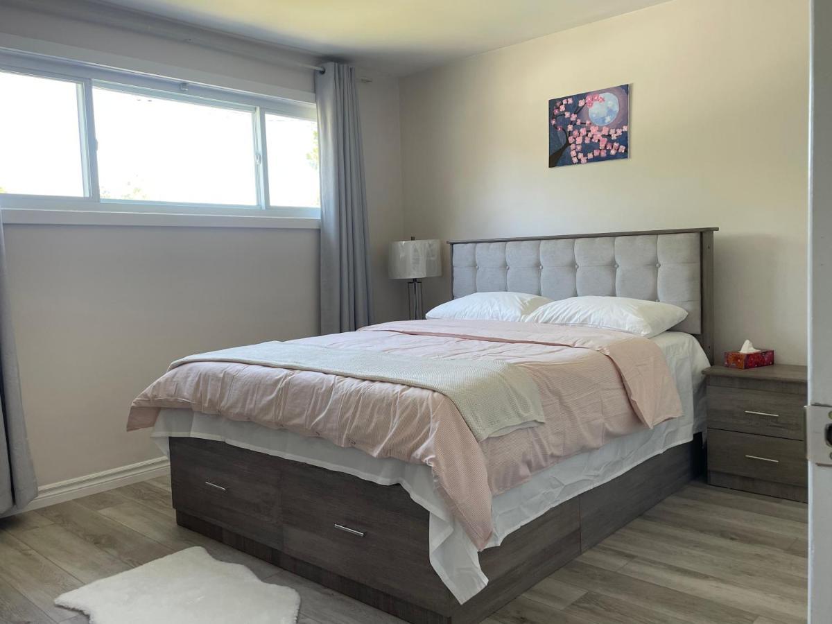 Luxurious Cozy House In Bluffs With Lake View Villa Toronto Esterno foto