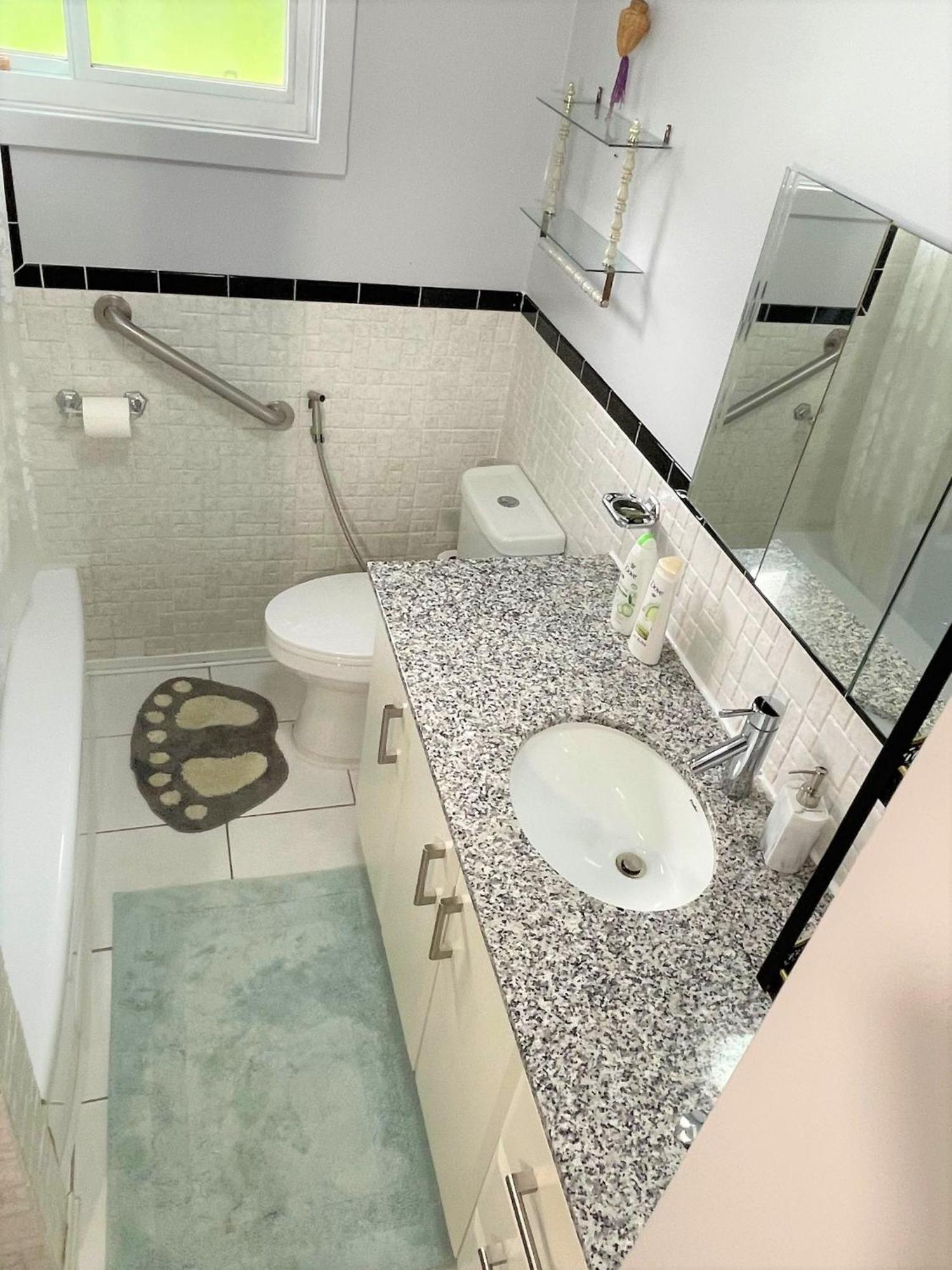 Luxurious Cozy House In Bluffs With Lake View Villa Toronto Esterno foto